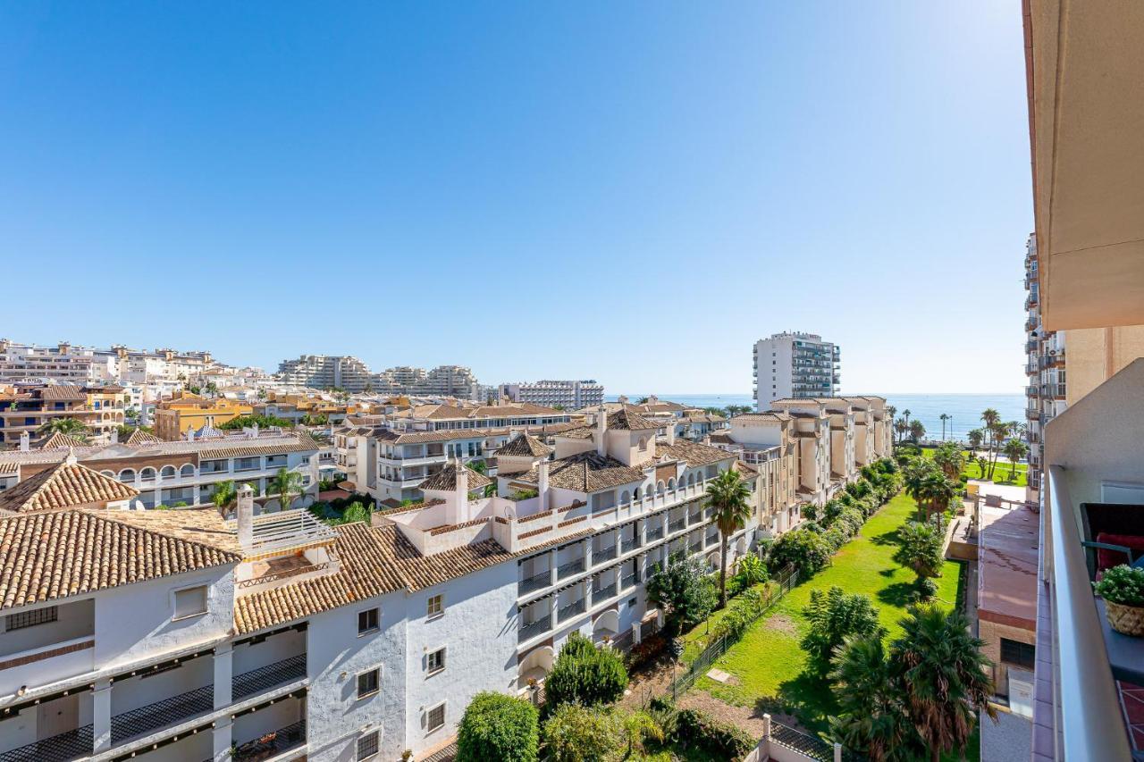 797 Holiday Rentals - Arcosur1- Moderno Apartamento Con Terraza Y Vistas Benalmadena Bagian luar foto